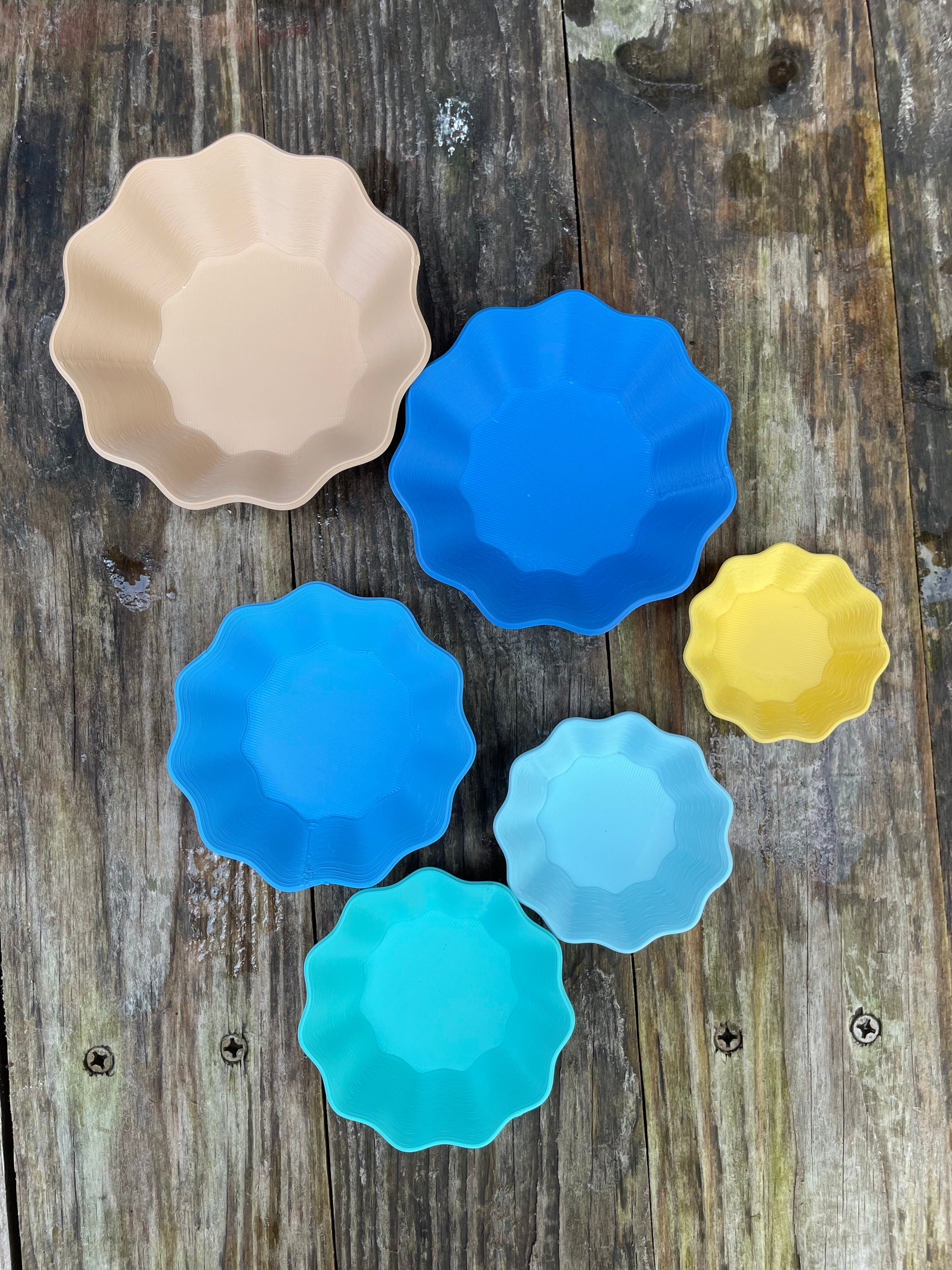 Nestled Bowls - Ocean Layers of Sandy Sets