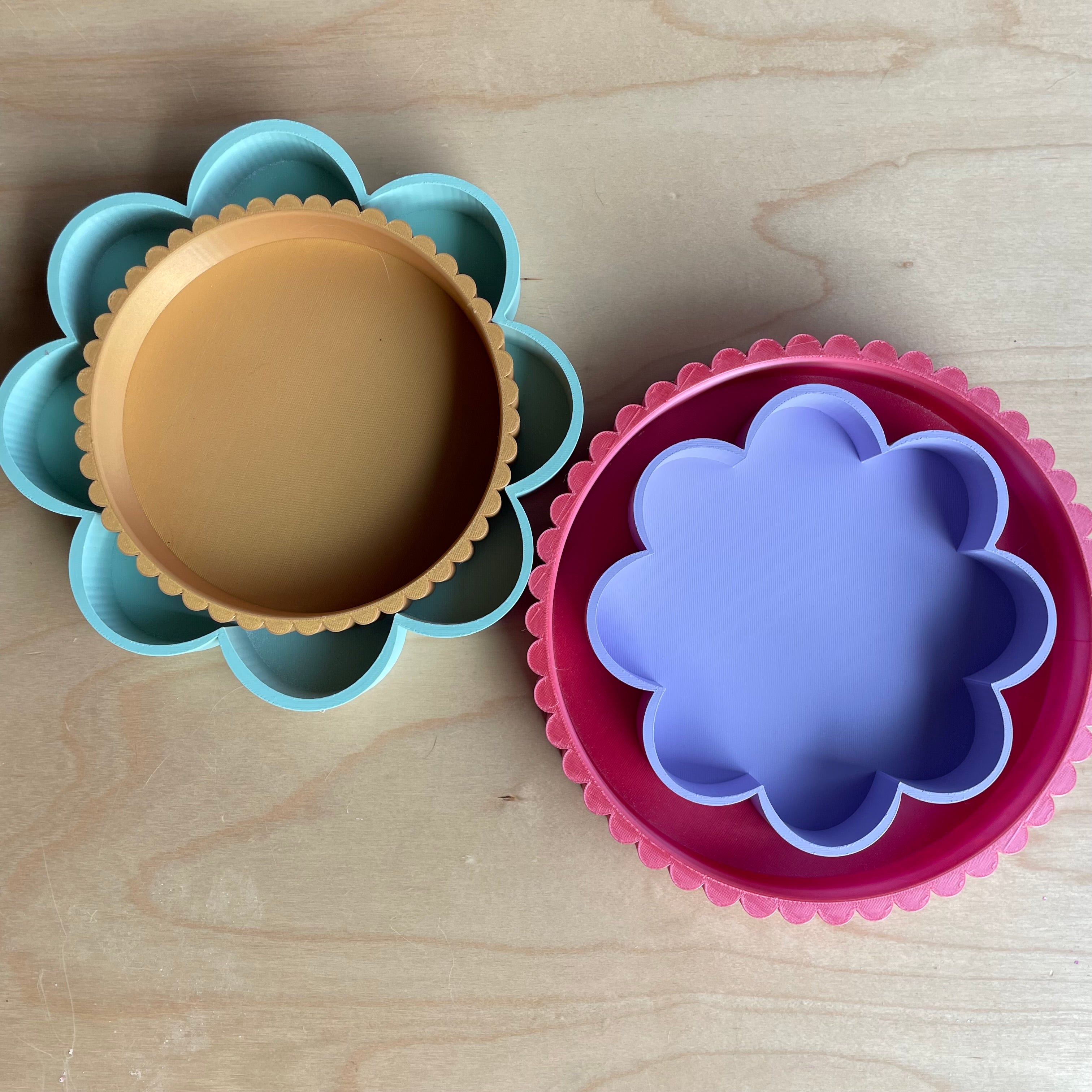 Flower Scallop Trays