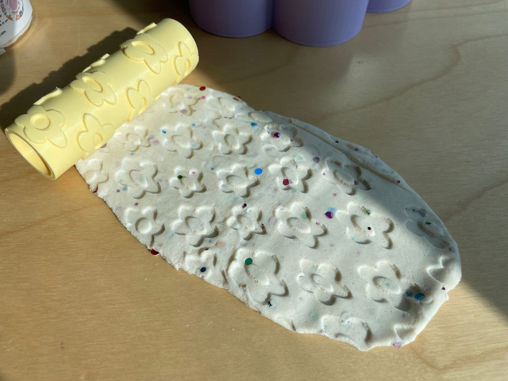 Daisy Dough Roller