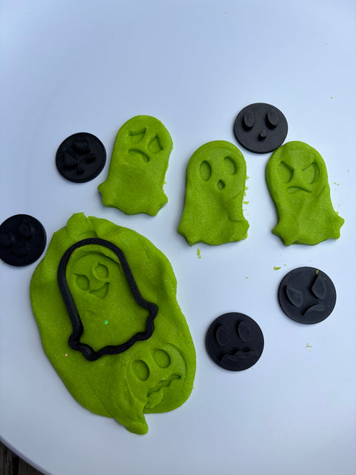 A Ghosty Stamper