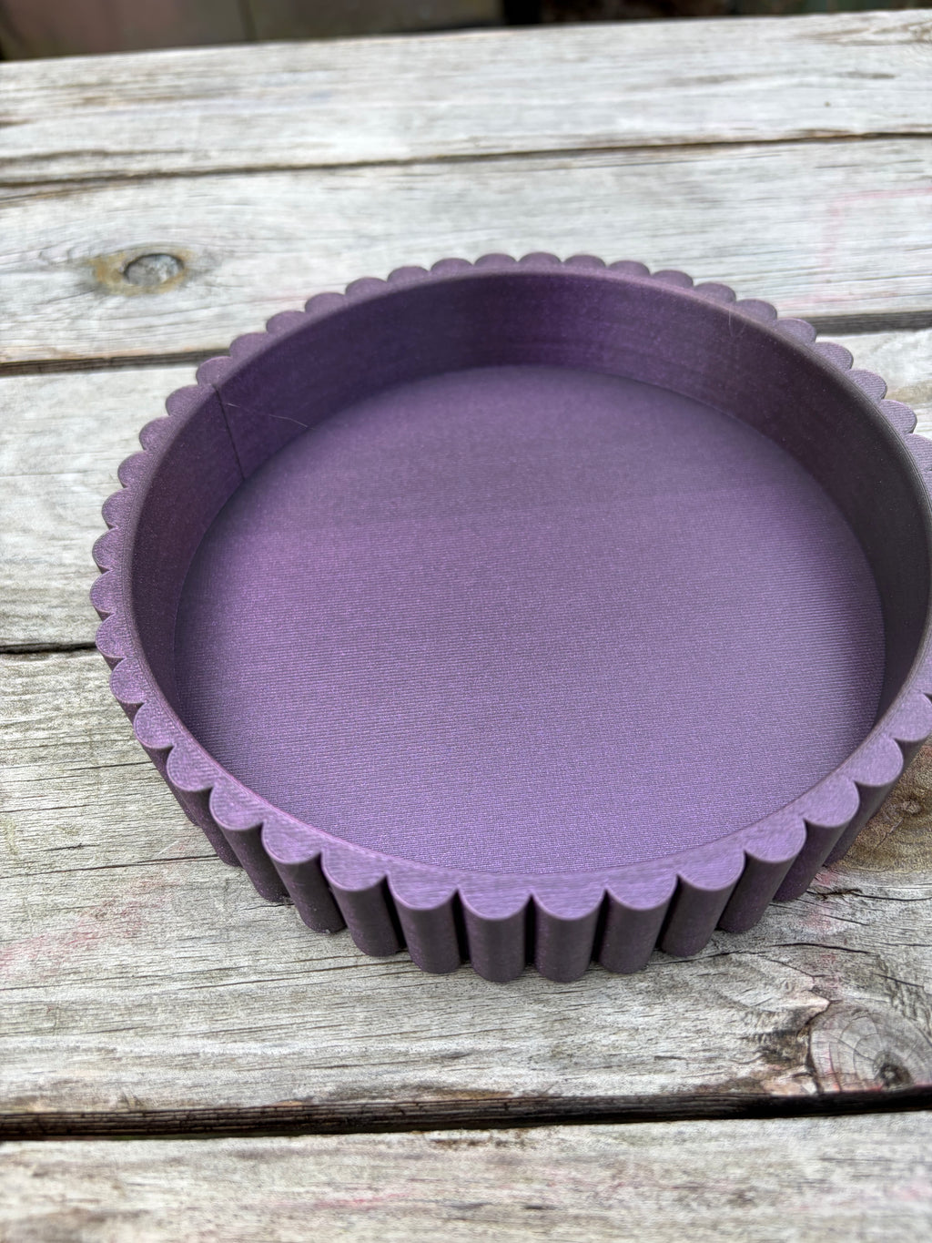 Scallop Round Trays