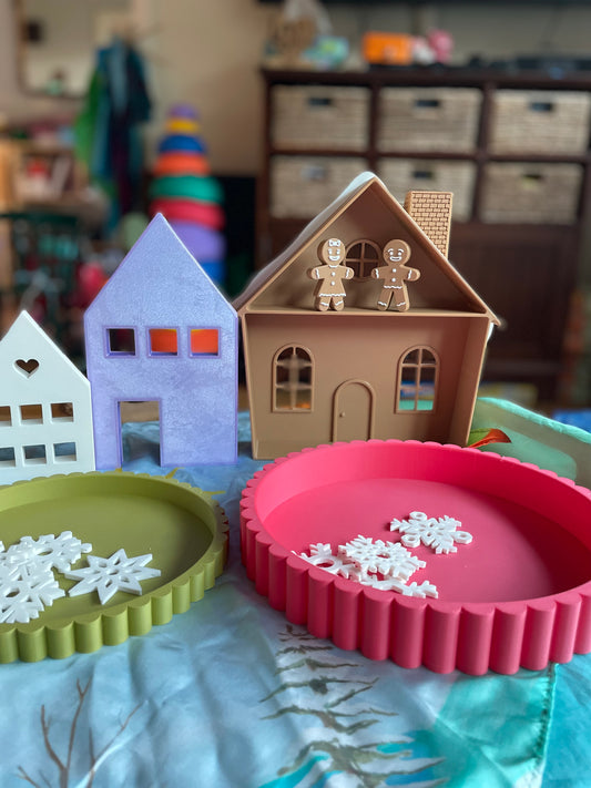 *Pair of Gingerbread People